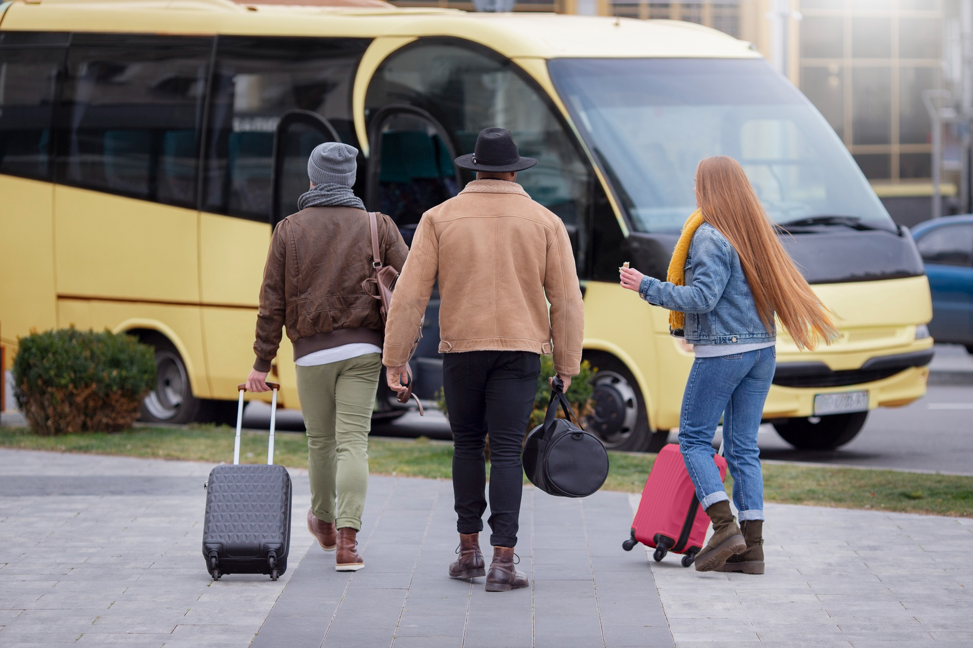 Minibus hire London – fleet from 4 to 16 seaters